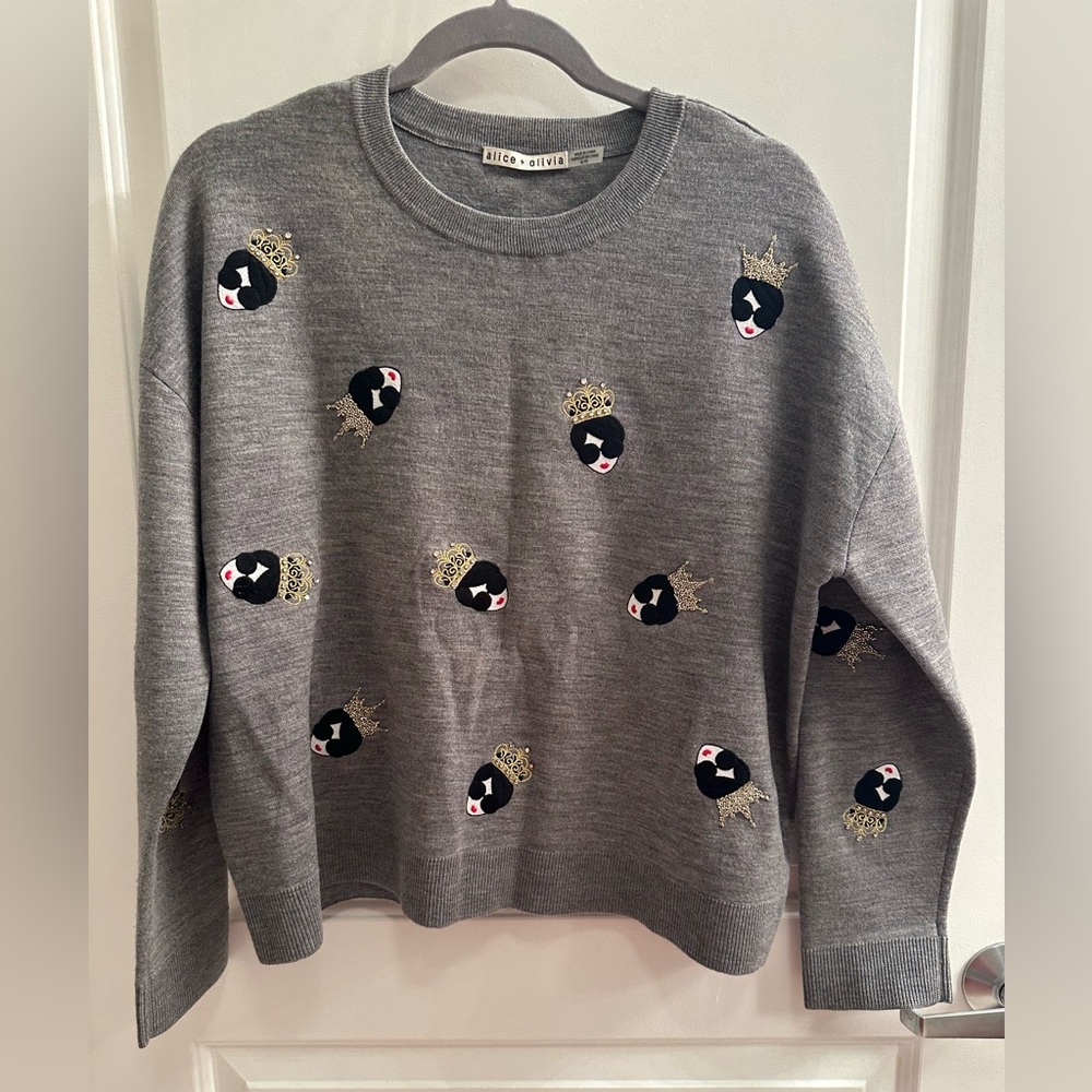 Alice + Olivia Stace Face Grey Pullover Sweater